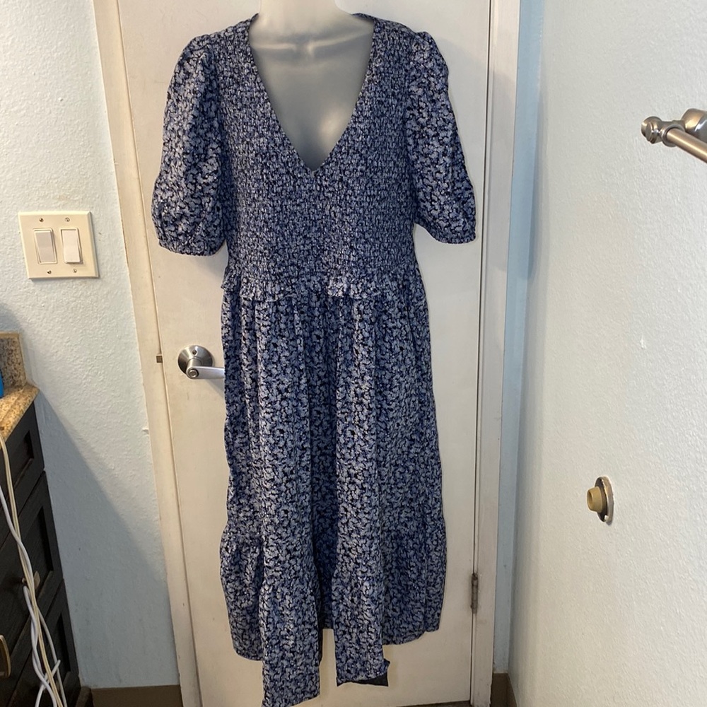 NWT Universal Thread Blue Floral Peasant Dress Size L